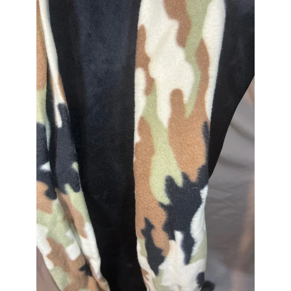 Unbranded‎ Camouflage Fleece Scarf Fringe Trim Green Tan Black Camo One Size